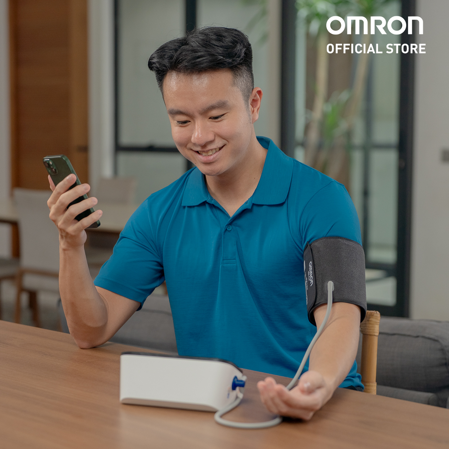 Automatic Upper Arm Blood Pressure Monitor with Bluetooth HEM-7383T1-AP